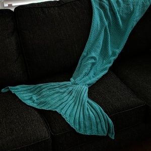 Mermaid Blanket Crochet Green NWOT